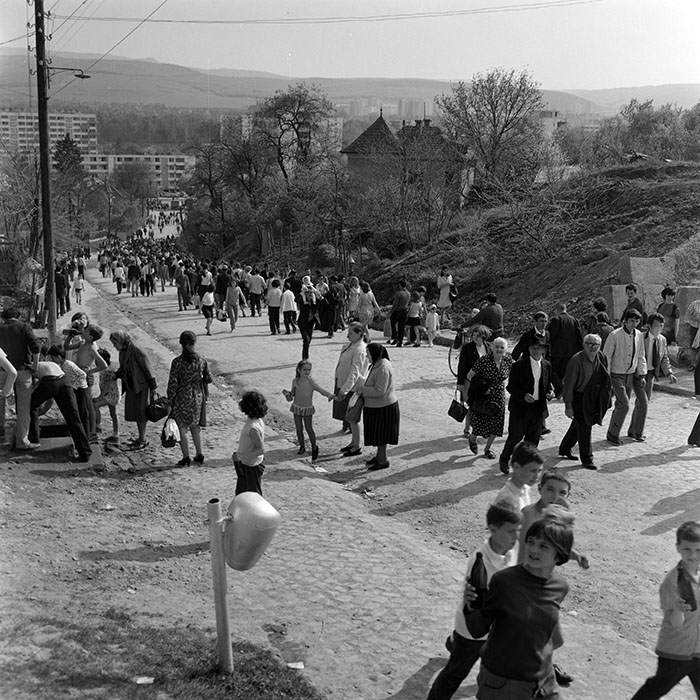 Tăietura Turcului street in the ’70s, at 1st of May festival